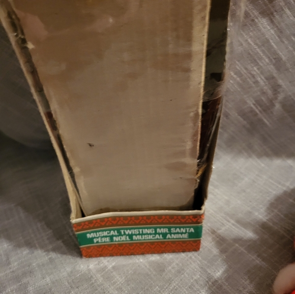 🎄Vintage Musical Twisting Action Santa Claus Plays Jingle Bell Used with Box - Picture 6 of 11